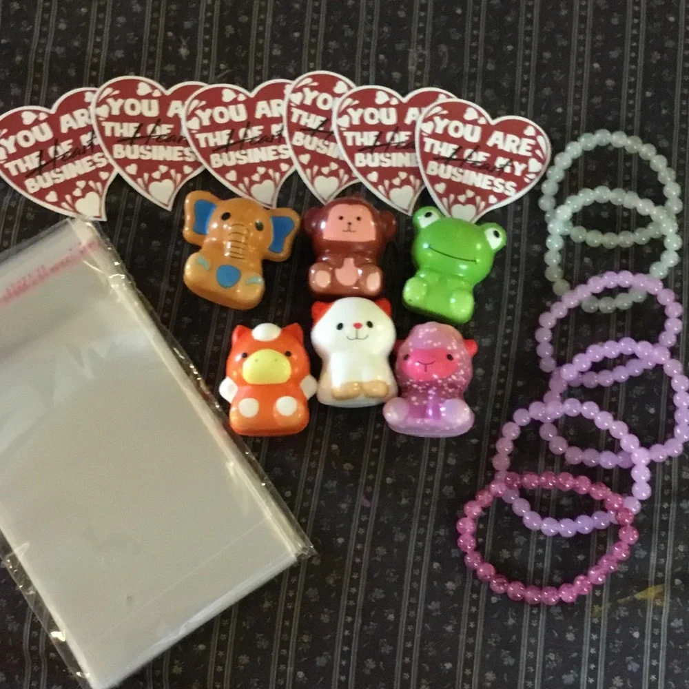 Thank you gifts gemstone bracelet squishy toy business cards and clear bags